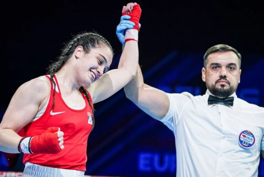 Tri zlata za srpske bokserke - šampionke Evrope