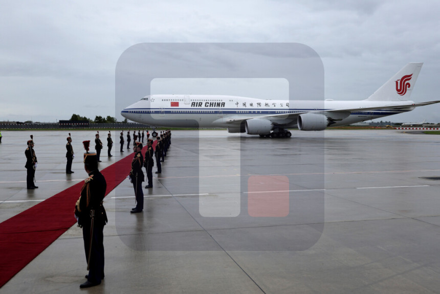 Kineski predsjednik Si Đinping doputovao u posjetu Francuskoj