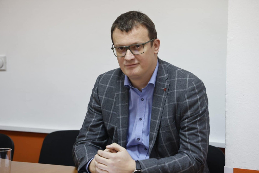"30 godina SNSD se može finansirati od pokradenog novca"