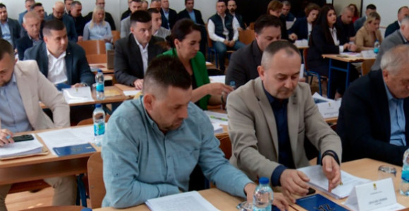 Скупштина подржала неке приједлоге опозиције у Добоју