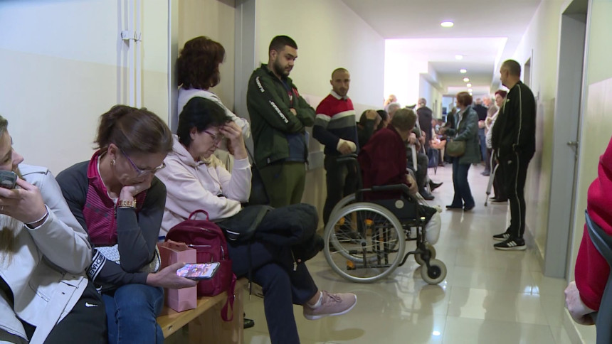 Zdravstvo u Republici Srpskoj na aparatima, pacijenti u problemu