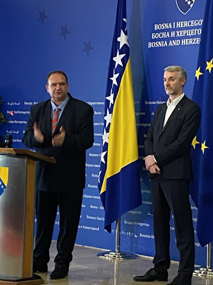 Министар Форто са превозницима: Пуно је проблема