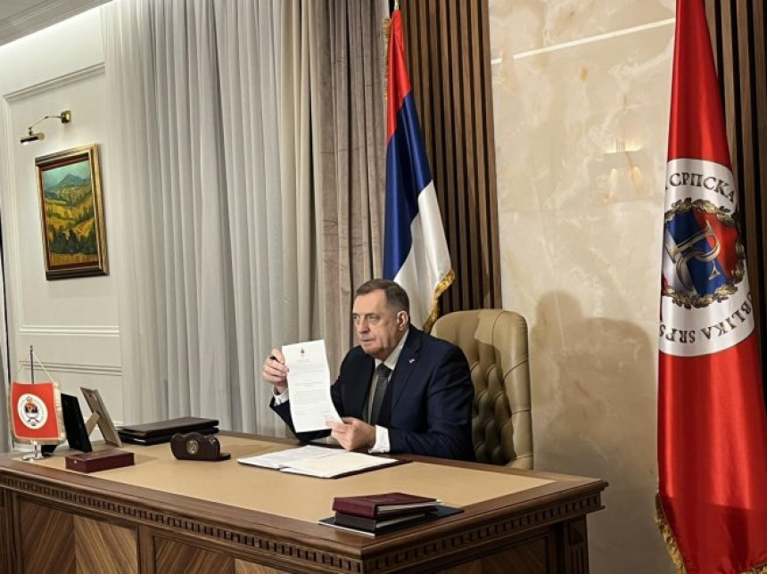Dodik se uplašio izgubiće vlast pa udario po opoziciji?!