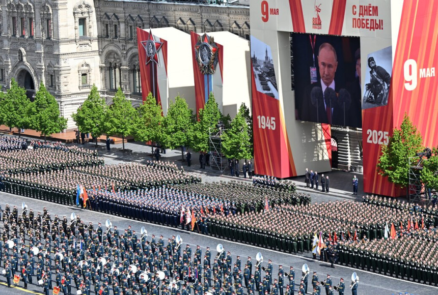 Paradi pobjede prisustvuje više od 20 svjetskih lidera