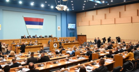 Одбијен Додиков приједлог о укидању финансирања странака