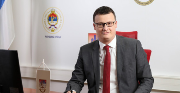 Да ли је Шмит високи представник знају Додик и Стевандић