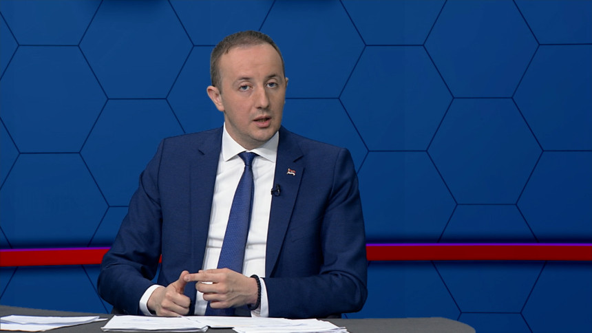 Да није можда крив Божовић за све неуспјехе Владе?