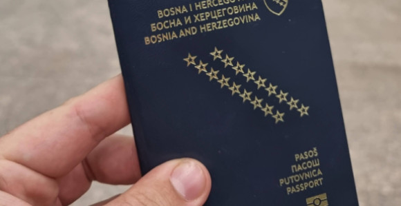 Pripadnici kavačkog klana dobijali pasoše u Banjaluci, Brčkom...