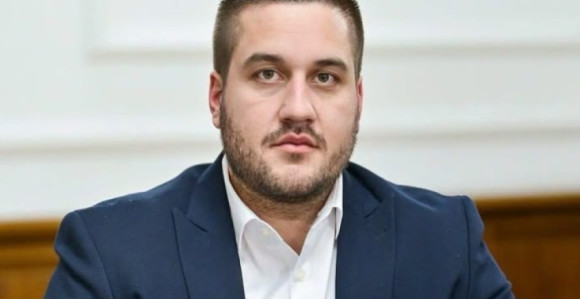 СНСД одговоран за успоравање развоја највећег града