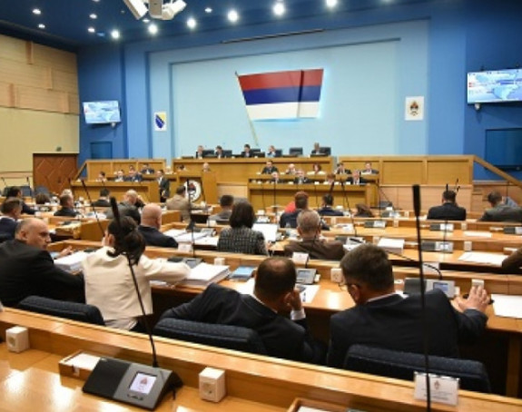 У Бањалуци посебна сједница НСРС, обраћа се Додик