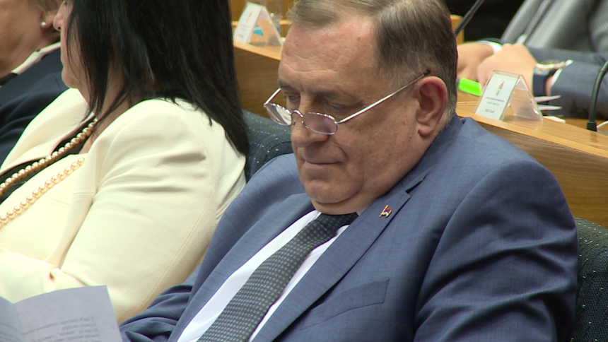 Sekretar njemačke vlade: Treba nastaviti sankcije Dodiku