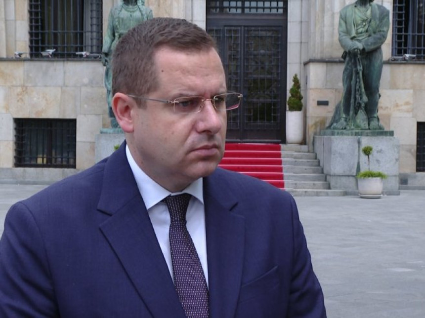 SNSD počeo da moli za razgovor bez kažnjavanja?!