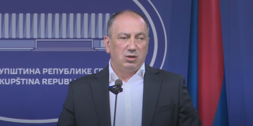 Тражимо посебну сједницу НС РС о стању предузећа