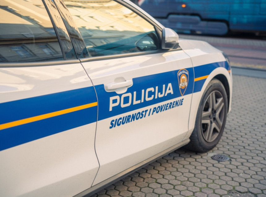 Bačena eksplozivna naprava na dva kafića u Zagrebu