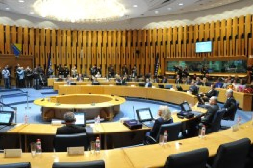 Сједница Дома народа Парламента БиХ поново прекинута