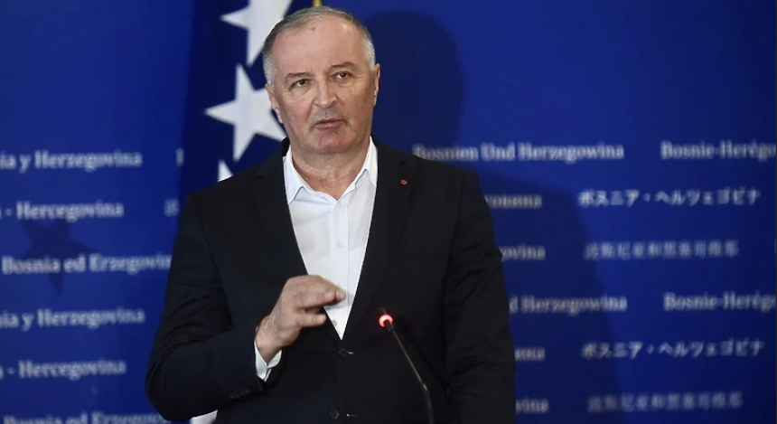 Helez se izvinio administraciji Sjedinjenih Država