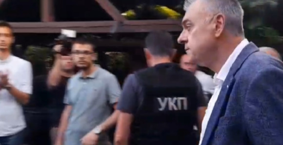 Miličević, u pratnji policije, odveden iz porodične kuće