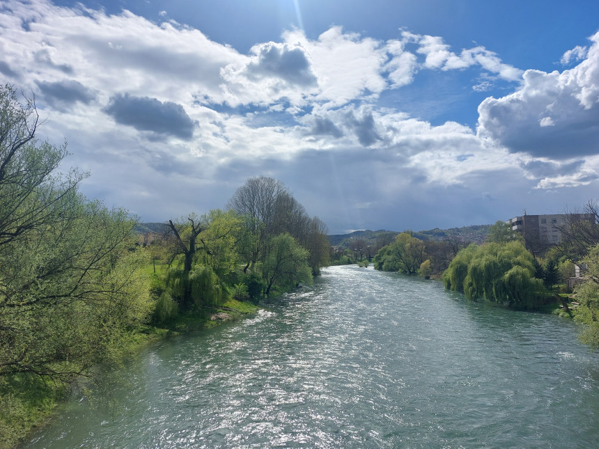 Promjenljivo i toplo vrijeme, temperatura do 32 stepena