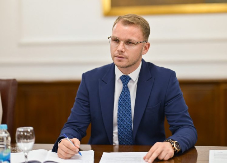 Koridor je bio život, Koridor je bio uzdah nedostajućeg kiseonika