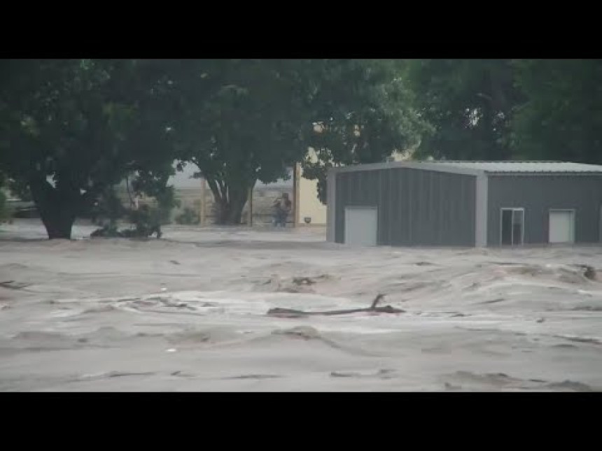 Страшне поплаве у Тексасу, погинуле најмање 24 особе