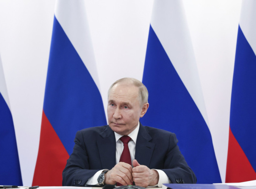Путин смијенио Старовојта са мјеста министра саобраћаја