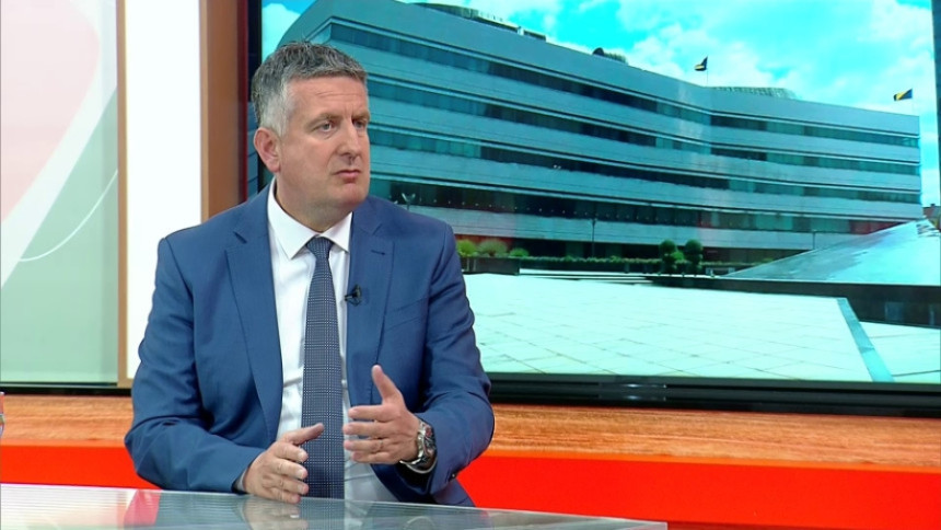 Svi Dodikovi drugari bili na koncertu ili podržavaju Tompsona