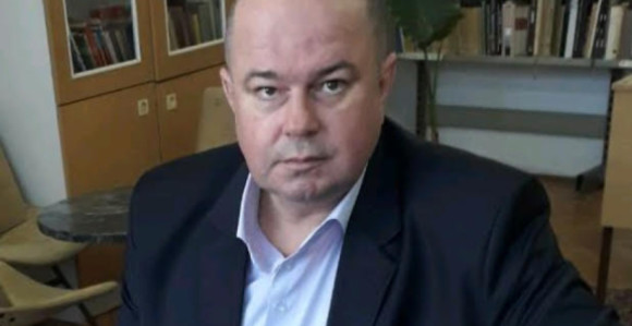 Референдум није обавезујући за НСРС, уставно-правно је упитан