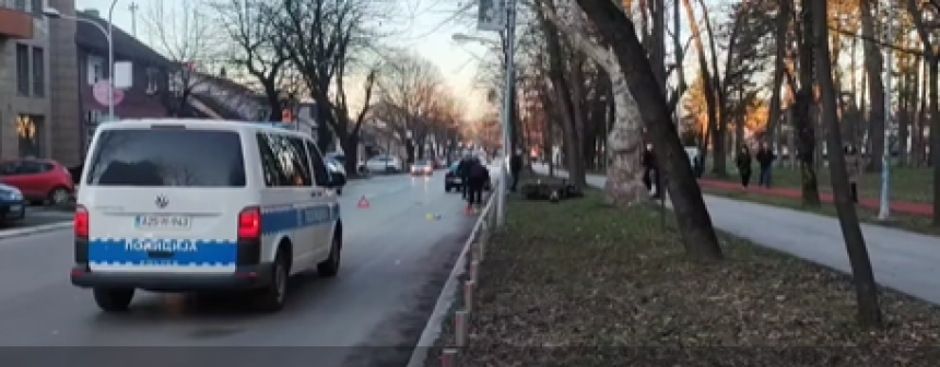 Sudar motocikla i auta u Banjaluci - dvoje povrijeđeno