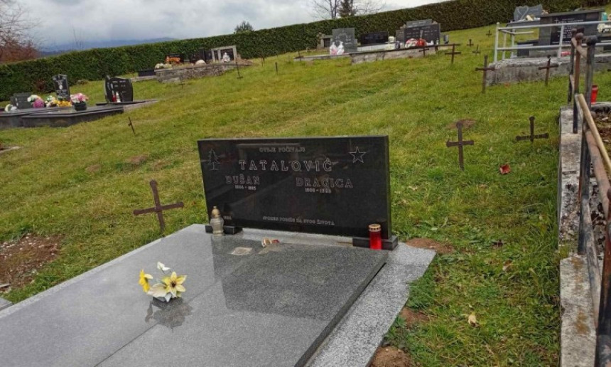 Скандал: Крстове са православних гробаља одвезли на отпад