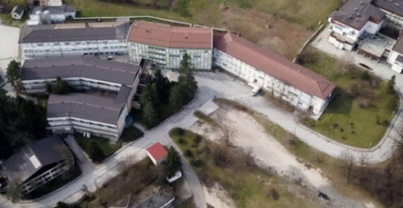 Институције културе власти Добоја из центра "селе" на брдо