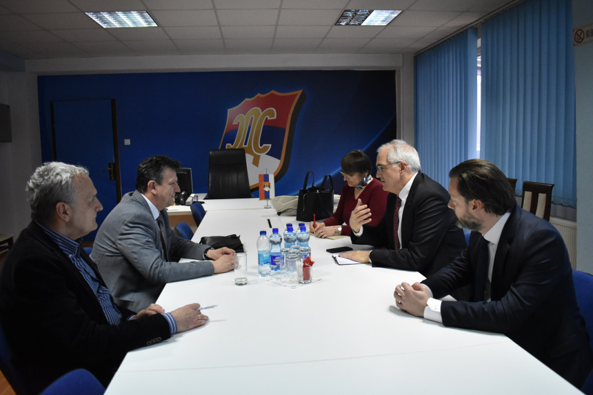 Izborne tehnologije moraju se uvesti u izborni proces