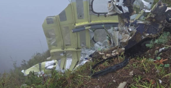 У паду авиона погинуло седам чланова посаде