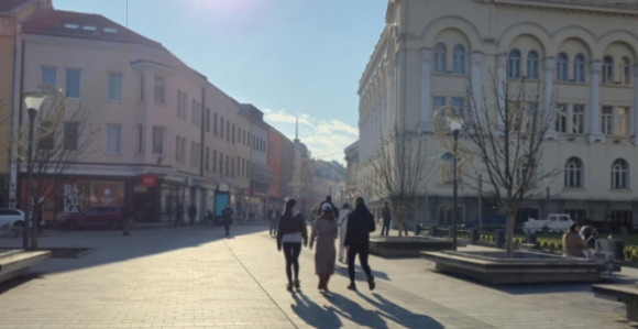 Sunčano i još toplije, temperatura danas do 19 stepeni