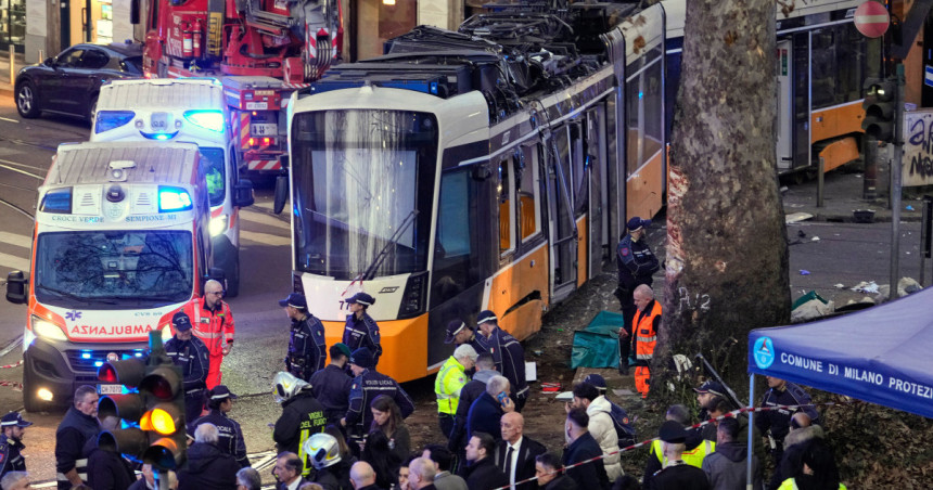 Двије особе погинуле, 38 повријеђено у удесу трамваја