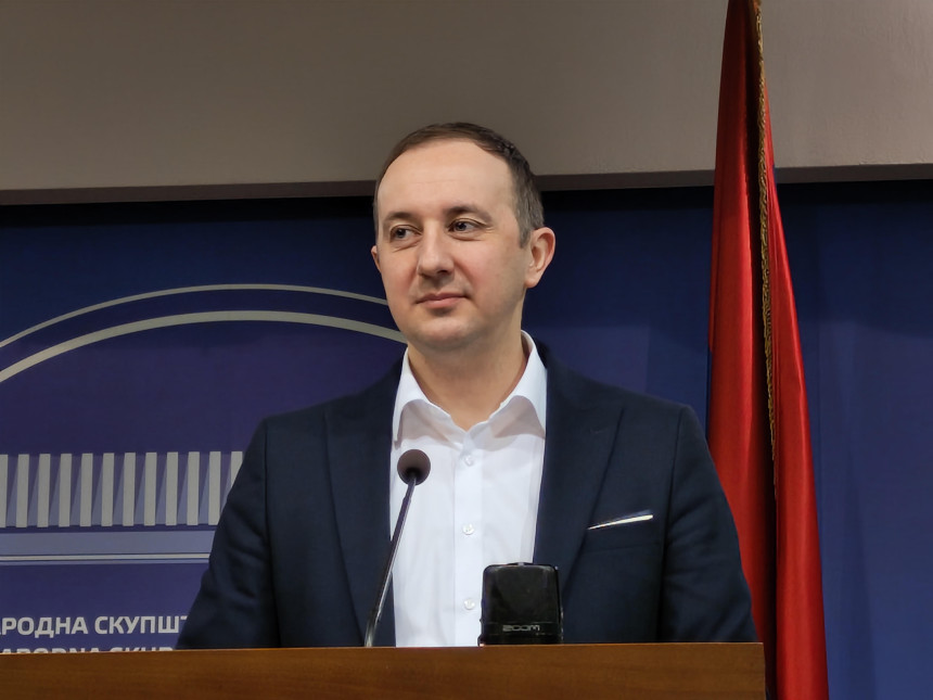 Додик је узурпирао и приватизовао Српску и њене институције