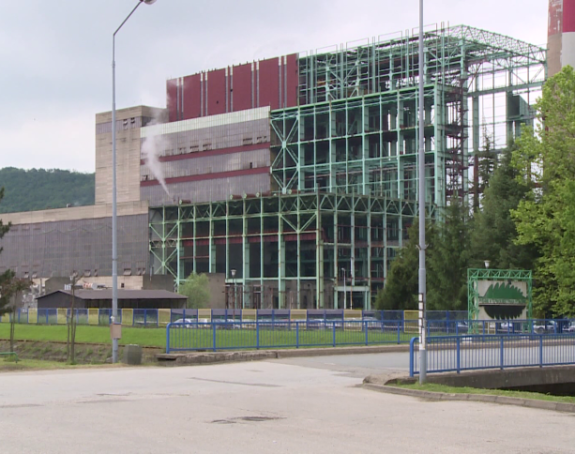 Za Serdarova novca ima, a za plate radnicima nema