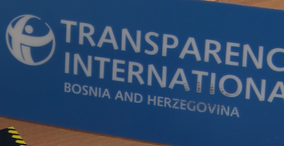 Stranke malo šanse daju mladim i ženama u politici