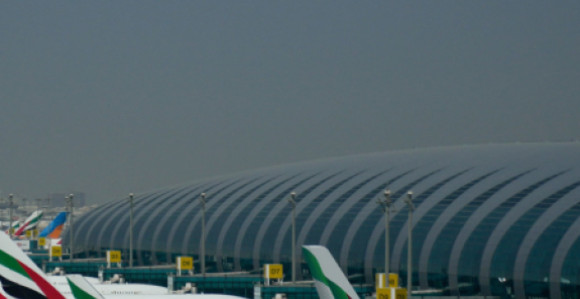 Одложен први планирани лет из Дубаија за Београд од почетка тензија на Блиском Истоку