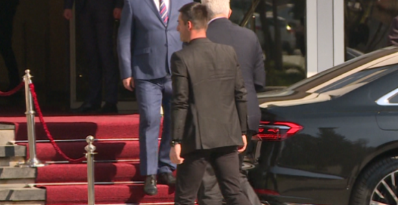 Андрија Мандић због америчких лобиста стигао у Бањалуку?!