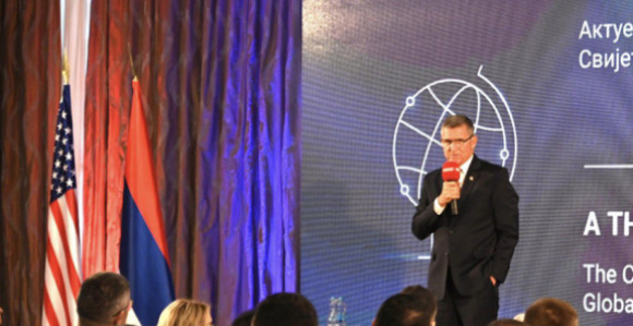 Америчка амбасада у БиХ: Флин у Бањалуци говорио у своје име, то није став САД!