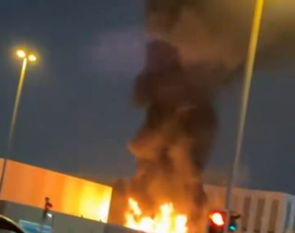 Iranski dron pogodio američki konzulat u Dubaiju (VIDEO)