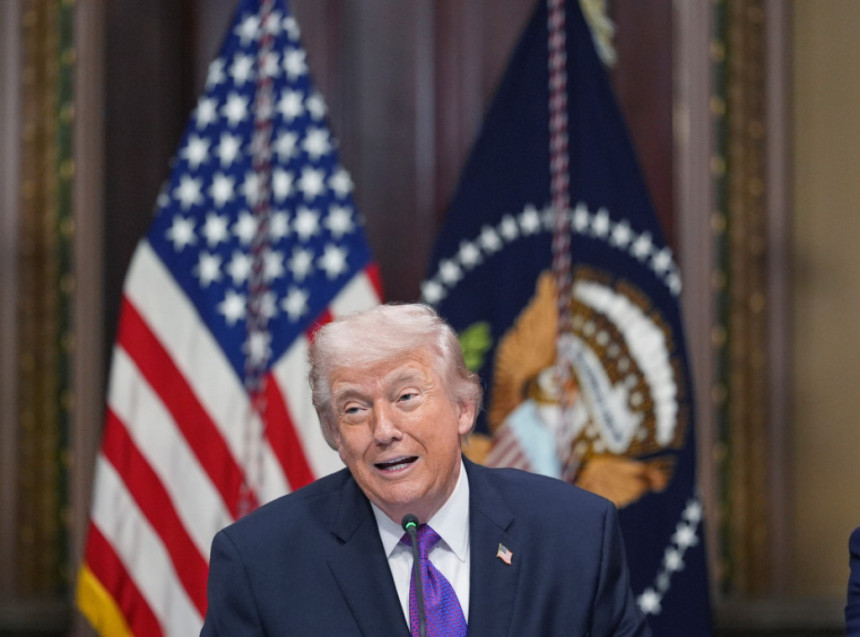 Трамп поручио: Куба ускоро пада, шаљем Рубија тамо