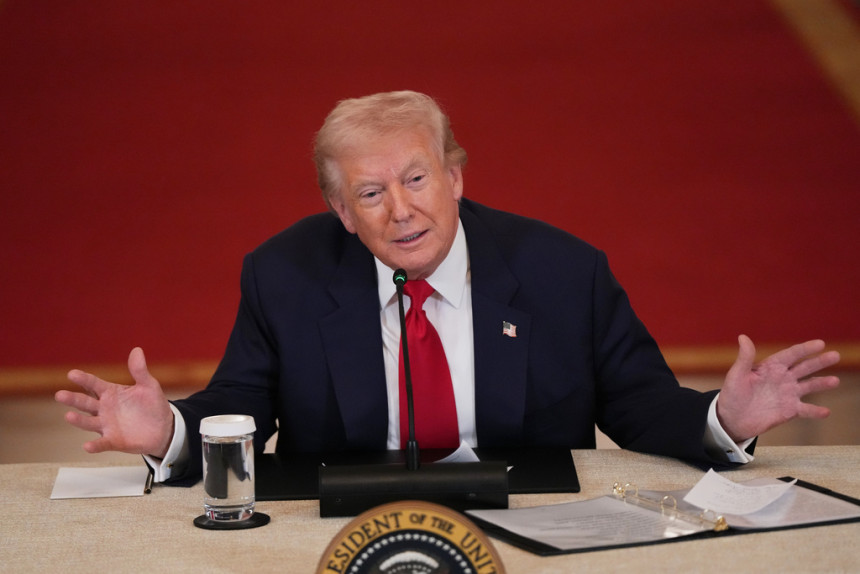 Трамп тврди: Иран је жестоко нападнут и приморан да попусти