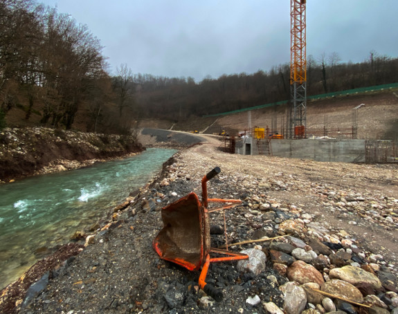 Milioni za nepostojeće hidroelektrane - Ko je izvukao veliki novac?!