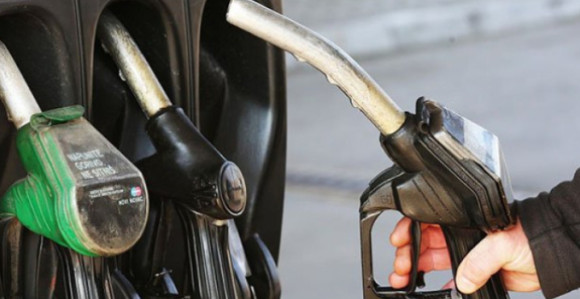 Државе око нас штите грађане, само БиХ ћути и чека