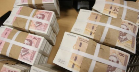 Кредити порасли за три милијарде КМ, пола отишло становништву