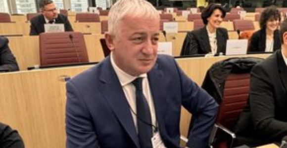 Borenović poručio da BiH ne smije biti talac nesposobne vlasti