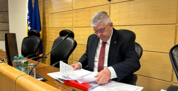 У Парламенту ФБиХ смијењен Драган Миоковић