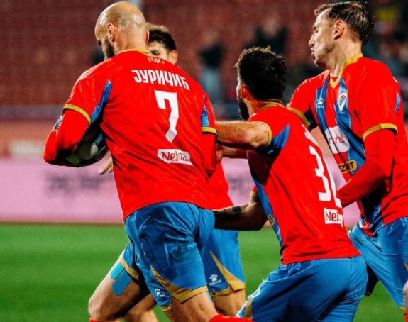 Slavlje u svlačionici Borca nakon pobjede u Sarajevu