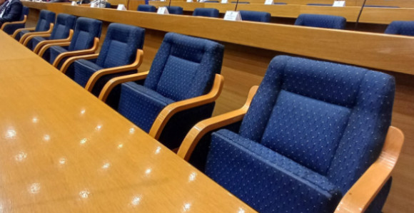 Пала и званично друга влада Саве Минића. Прихваћена оставка, сједници нису присуствовали посланици опозиције